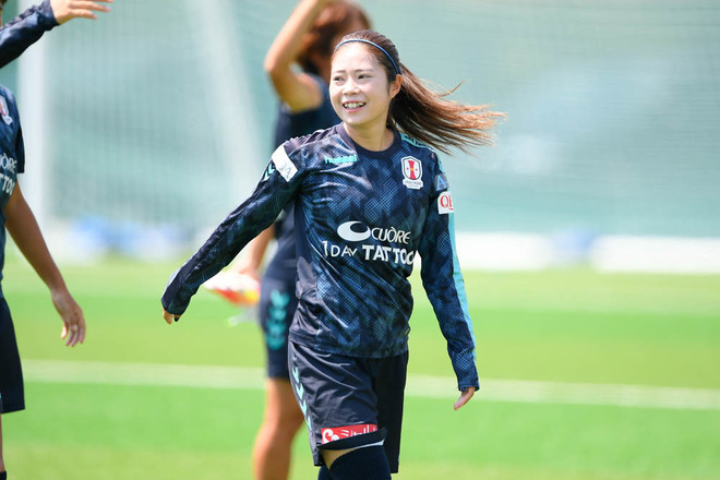 Photo Inac神戸レオネッサ 川澄が新たに加入 週末の浦和戦に向けて調整 サッカーダイジェストweb