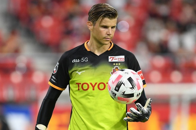 名古屋 ルーカス選手にとって不運だった ランゲラックが明かす土壇場pkストップの要因は サッカーダイジェストweb 名古屋 ルーカス選手にとって不運だった ランゲラックが明かす土壇場pkストップの要因は サッカーダイジェストweb