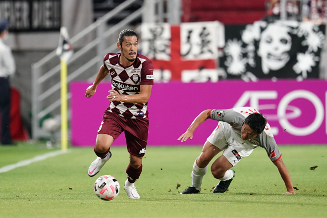 J１第29節photo 神戸１ ０名古屋 華麗なワンツーからイニエスタのゴラッソで三浦監督就任後３連勝 サッカーダイジェストweb