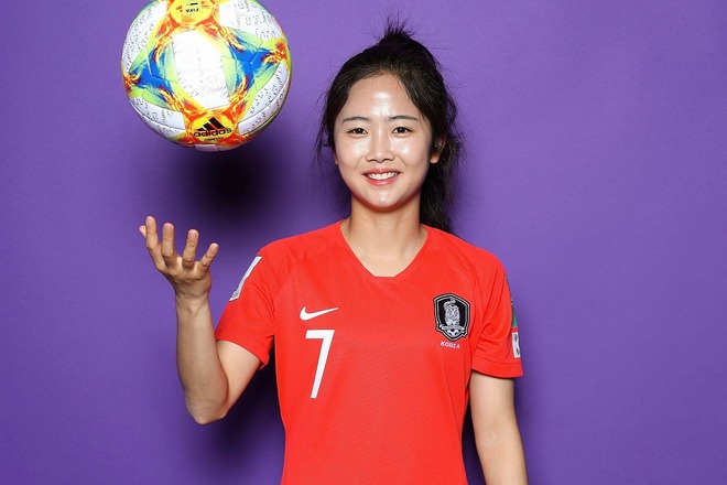 美しいです 韓国女子代表 イ ミナが披露したキス顔の ドアップ自撮り に反響続々 ますます色気が サッカーダイジェストweb 美しいです 韓国女子代表 イ ミナが披露したキス顔の ドアップ自撮り に反響続々 ますます色気が サッカーダイジェストweb