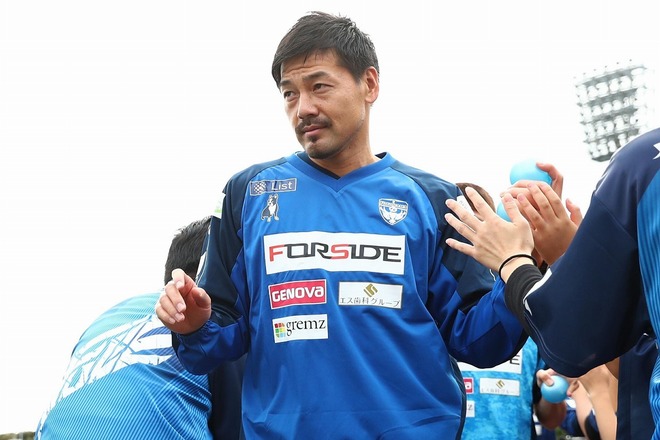 オシャレ 身体能力ハンパない 松井大輔のアクロバティックボレーに反響 ル マン時代の元同僚も反応 サッカーダイジェストweb オシャレ 身体能力ハンパない 松井大輔のアクロバティックボレーに反響 ル マン時代の元同僚も反応 サッカーダイジェストweb
