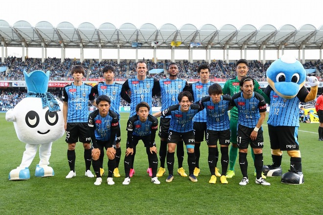 最高 チョイスがズルイ 川崎 選手らの 激似 仮装が今年も話題 音楽プロデューサー J Y Park になりきったのは サッカー ダイジェストweb 最高 チョイスがズルイ 川崎 選手らの 激似 仮装が今年も話題 音楽プロデューサー J Y Park になりきったのは サッカー ダイジェストweb