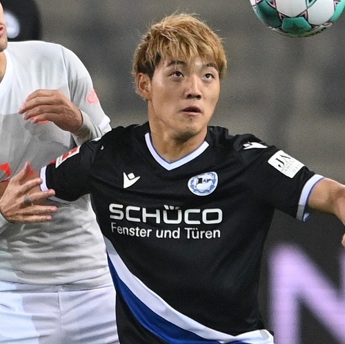 個人技による名誉あるゴールだ 堂安律がcl王者バイエルンから奪ったブンデス初ゴールを独メディアが称賛 サッカーダイジェストweb