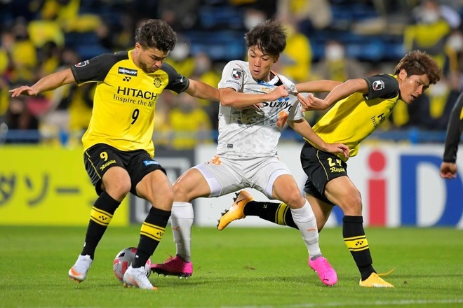 オルンガにあって スコアレスドローの柏対清水で見られなかったもの それは身体能力ではなく サッカーダイジェストweb オルンガにあって スコアレスドローの柏対清水で見られなかったもの それは身体能力ではなく サッカーダイジェストweb