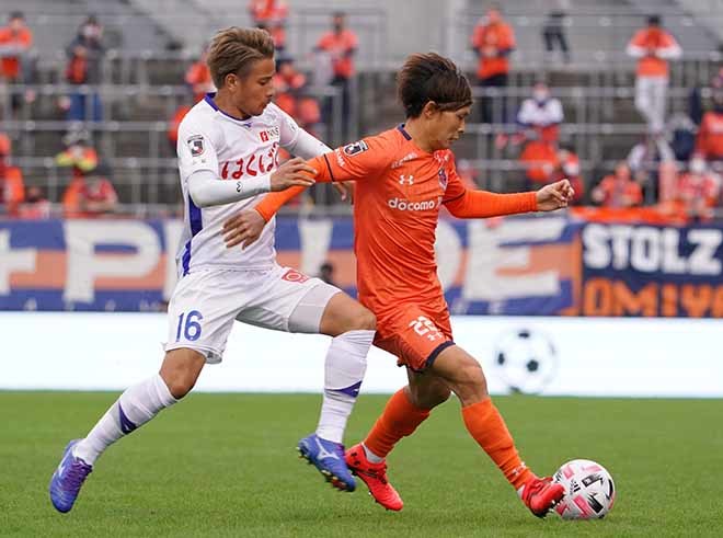 J2第32節photo 大宮1 2甲府 レッドカードが飛び出す激戦も内田の劇的at弾で甲府が勝利 サッカーダイジェストweb J2第32節photo 大宮1 2甲府 レッドカードが飛び出す激戦も内田の劇的at弾で甲府が勝利 サッカーダイジェストweb