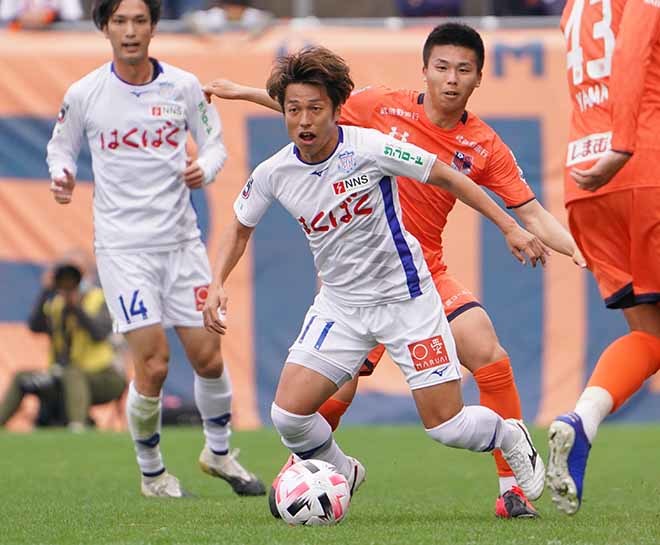 J2第32節photo 大宮1 2甲府 レッドカードが飛び出す激戦も内田の劇的at弾で甲府が勝利 サッカーダイジェストweb J2第32節photo 大宮1 2甲府 レッドカードが飛び出す激戦も内田の劇的at弾で甲府が勝利 サッカーダイジェストweb