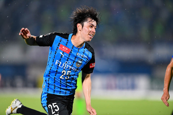 Photo 川崎フロンターレが圧倒的な強さで史上最速優勝達成 歴史に名を刻んだv戦士を一挙に紹介 サッカーダイジェストweb Photo 川崎フロンターレが圧倒的な強さで史上最速優勝達成 歴史に名を刻んだv戦士を一挙に紹介 サッカーダイジェストweb