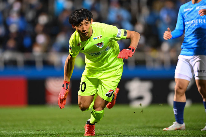 J１第31節photo 横浜fc１ １鳥栖 松浦のゴールで横浜fcが先制するも 途中出場のレンゾ ロペスが貴重なゴール 激しい試合はドロー決着 サッカーダイジェストweb