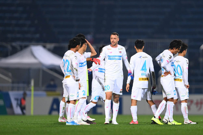 J1第31節photo 横浜fc1 1鳥栖 松浦のゴールで横浜fcが先制するも 途中出場のレンゾ ロペスが貴重なゴール 激しい試合はドロー決着 サッカーダイジェストweb J1第31節photo 横浜fc1 1鳥栖 松浦のゴールで横浜fcが先制するも 途中出場のレンゾ ロペスが貴重なゴール 激しい試合はドロー決着 サッカーダイジェストweb