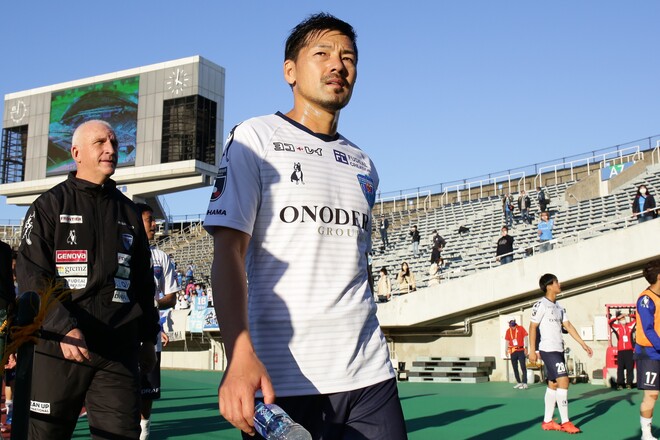 井の中の蛙じゃないけど ベトナムに旅立つ39歳 松井大輔の貪欲な チャレンジ サッカーダイジェストweb 井の中の蛙じゃないけど ベトナムに旅立つ39歳 松井大輔の貪欲な チャレンジ サッカーダイジェストweb