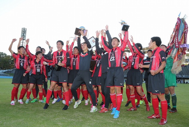 選手権展望 2回戦屈指の好カード 帝京長岡対履正社に注目 ストップ ザ 青森山田 のポイントは サッカーダイジェストweb 選手権展望 2回戦屈指の好カード 帝京長岡対履正社に注目 ストップ ザ 青森山田 のポイントは サッカーダイジェストweb