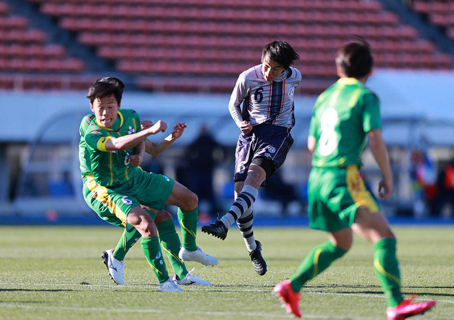 高校サッカー選手権１回戦photo 東海学園０ ２明徳義塾 終了間際の猛攻 高良 持田のゴールで明徳義塾が初戦突破 サッカーダイジェストweb