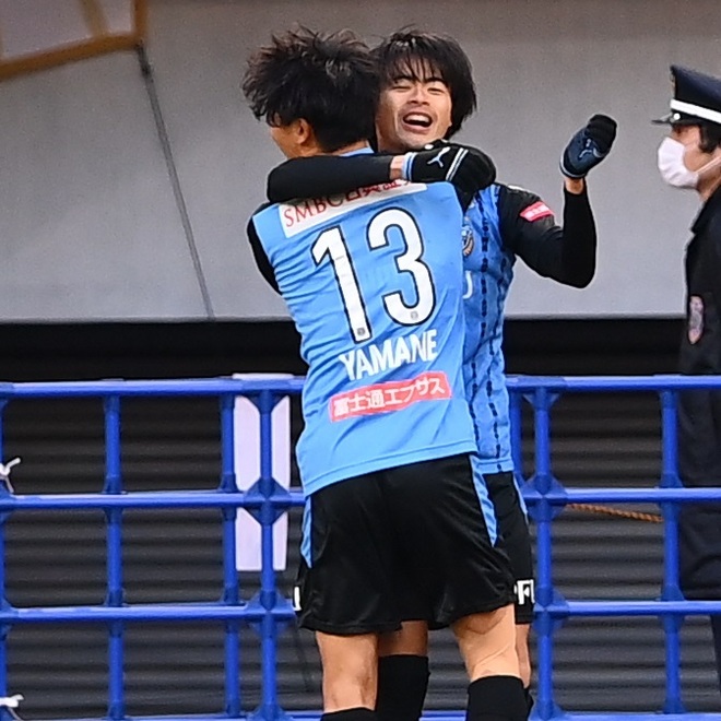 天皇杯決勝 三笘薫が均衡を破る先制弾 川崎フロンターレが初優勝へ一歩前進 サッカーダイジェストweb 天皇杯決勝 三笘薫が均衡を破る先制弾 川崎フロンターレが初優勝へ一歩前進 サッカーダイジェストweb