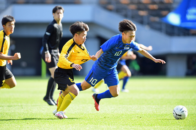 高校サッカー選手権3回戦photo 仙台育英 0 3 市立船橋 後半一気の3ゴールで市立船橋が快勝 サッカーダイジェストweb 高校サッカー選手権3回戦photo 仙台育英 0 3 市立船橋 後半一気の3ゴールで市立船橋が快勝 サッカーダイジェストweb