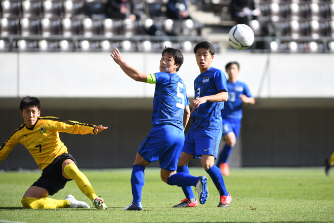 高校サッカー選手権３回戦photo 仙台育英 ０ ３ 市立船橋 後半一気の３ゴールで市立船橋が快勝 サッカーダイジェストweb