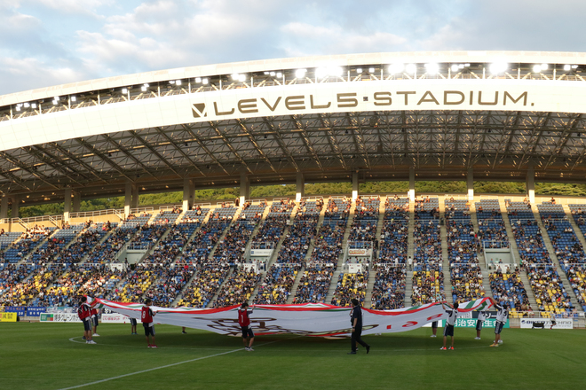 福岡 トップチーム選手1名がコロナ陽性 感染経路は不明 サッカーダイジェストweb 福岡 トップチーム選手1名がコロナ陽性 感染経路は不明 サッカーダイジェストweb
