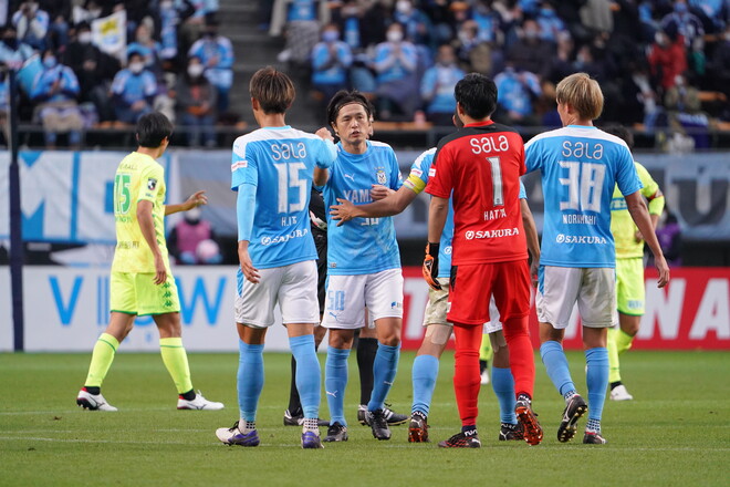 磐田 新シーズンのメンバーと背番号を発表 新加入の大津は 4 残留の遠藤は サッカーダイジェストweb 磐田 新シーズンのメンバーと背番号を発表 新加入の大津は 4 残留の遠藤は サッカーダイジェストweb