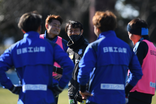 ヴァンフォーレ甲府photo 伊藤体制3年目を迎えた甲府 勝負のシーズンに向けてチーム作りに励む サッカーダイジェストweb ヴァンフォーレ甲府photo 伊藤体制3年目を迎えた甲府 勝負のシーズンに向けてチーム作りに励む サッカーダイジェストweb