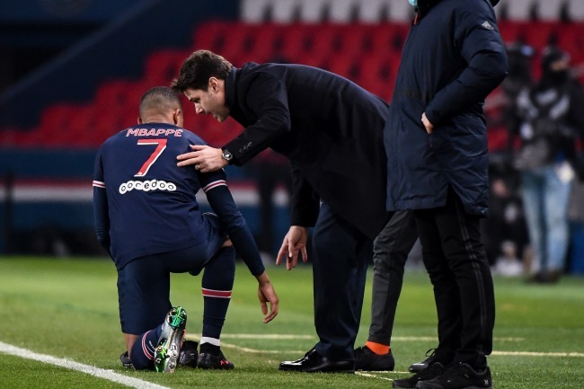 進化は止まった 突如スランプに陥ったエムバペにバッシングの嵐 仏メディアが指摘する不調の原因は 現地発 サッカーダイジェストweb 進化は止まった 突如スランプに陥ったエムバペにバッシングの嵐 仏メディアが指摘する不調の原因は 現地発 サッカーダイジェストweb