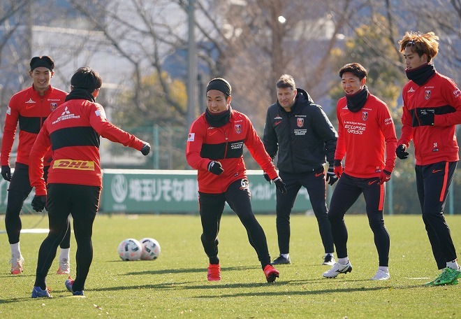 懐かしい感覚 楽しいサッカー 新生 浦和レッズの躍進を予感させる ミシャ体制 とのいくつかの類似点 サッカーダイジェストweb 懐かしい感覚 楽しいサッカー 新生 浦和レッズの躍進を予感させる ミシャ体制 とのいくつかの類似点 サッカーダイジェストweb