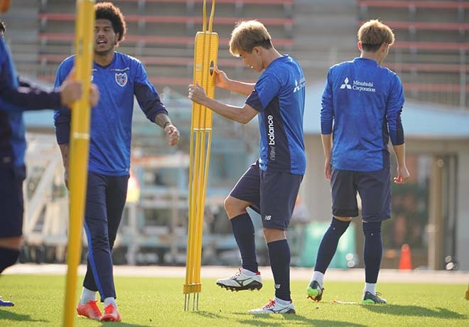 沖縄キャンプphoto Fc東京の沖縄キャンプは笑顔満載 サッカーダイジェストweb 沖縄キャンプphoto Fc東京の沖縄キャンプは笑顔満載 サッカーダイジェストweb