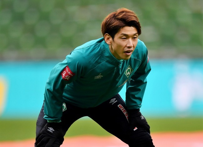 アンチ オオサコ の強烈なバッシングを受けながらも 大迫勇也は どん底から這い上がろうとしている 現地発 サッカーダイジェストweb アンチ オオサコ の強烈なバッシングを受けながらも 大迫勇也は どん底から這い上がろうとしている 現地発 サッカーダイジェストweb