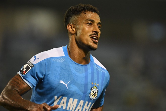 お前はサッカー選手になれないよ と 磐田 ルキアンが明かす貧しかった幼少期 ストイックな姿勢 の原動力は サッカーダイジェストweb お前はサッカー選手になれないよ と 磐田 ルキアンが明かす貧しかった幼少期 ストイックな姿勢 の原動力は サッカーダイジェストweb