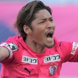 得点ランク首位タイの大久保嘉人 6試合連続のスタメン出場 今季通算6点目なるか サッカーダイジェストweb 得点ランク首位タイの大久保嘉人 6試合連続のスタメン出場 今季通算6点目なるか サッカーダイジェストweb