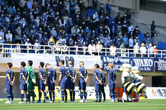 看過できる事案ではない 福岡の一部サポーターが鳥栖戦で禁止行為 クラブは観戦ルール見直し等を協議 サッカーダイジェストweb 看過できる事案ではない 福岡の一部サポーターが鳥栖戦で禁止行為 クラブは観戦ルール見直し等を協議 サッカーダイジェストweb