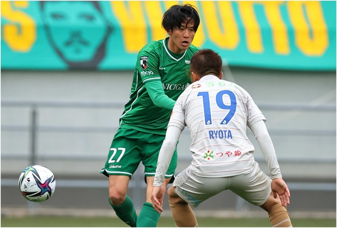今季初先発で一発回答 東京vの大卒新人 佐藤凌我が圧巻2ゴールで勝利の立役者に サッカーダイジェストweb 今季初先発で一発回答 東京vの大卒新人 佐藤凌我が圧巻2ゴールで勝利の立役者に サッカーダイジェストweb