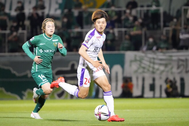京都 最初はどこかお客さんというか アンカーで躍動する19歳川﨑颯太 曺監督の評価は サッカーダイジェストweb 京都 最初はどこかお客さんというか アンカーで躍動する19歳川﨑颯太 曺監督の評価は サッカーダイジェストweb