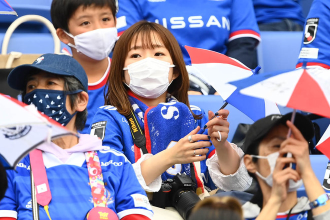 Photo 横浜沸騰 白熱のダービーを盛り上げた横浜f マリノスサポーター サッカーダイジェストweb Photo 横浜沸騰 白熱のダービーを盛り上げた横浜f マリノスサポーター サッカーダイジェストweb