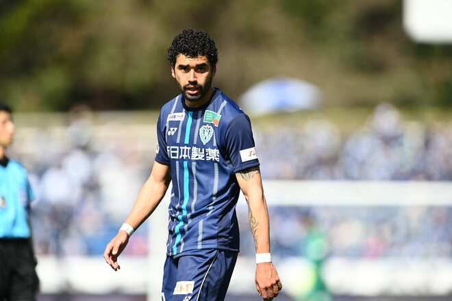 助っ人ふたりのゴールで福岡が2 0完封勝利 浦和はボールを握るも攻めあぐねる サッカーダイジェストweb 助っ人ふたりのゴールで福岡が2 0完封勝利 浦和はボールを握るも攻めあぐねる サッカーダイジェストweb