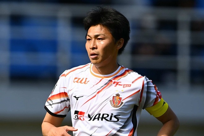 ウルっときた 名古屋 クラブ公式の丸山祐市へ向けた 粋な計らい にファン感動 次節もマルと共に サッカーダイジェストweb