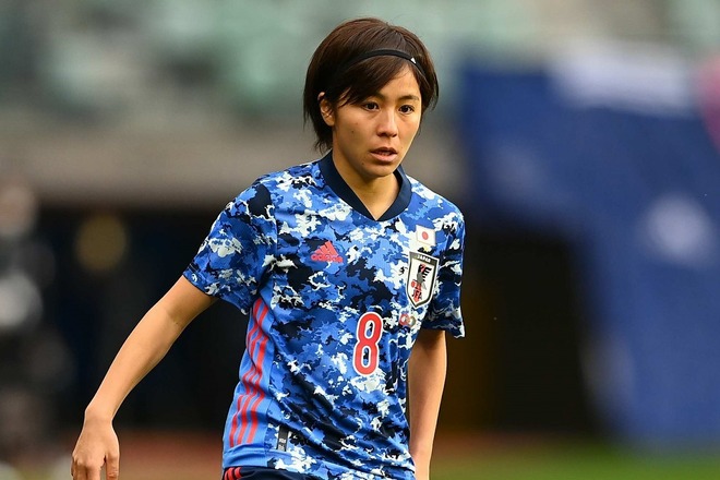 似合ってる 優しい表情がグッド なでしこ岩渕真奈の協会創立100周年 記念ユニショット に反響続々 サッカーダイジェストweb 似合ってる 優しい表情がグッド なでしこ岩渕真奈の協会創立100周年 記念ユニショット に反響続々 サッカーダイジェストweb