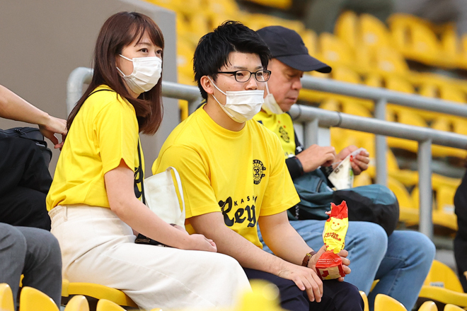 J１第16節photo 柏１ ２神戸 神戸が後半２得点 終盤柏の猛攻に耐えアウェーで12年ぶりの勝利 サッカーダイジェストweb