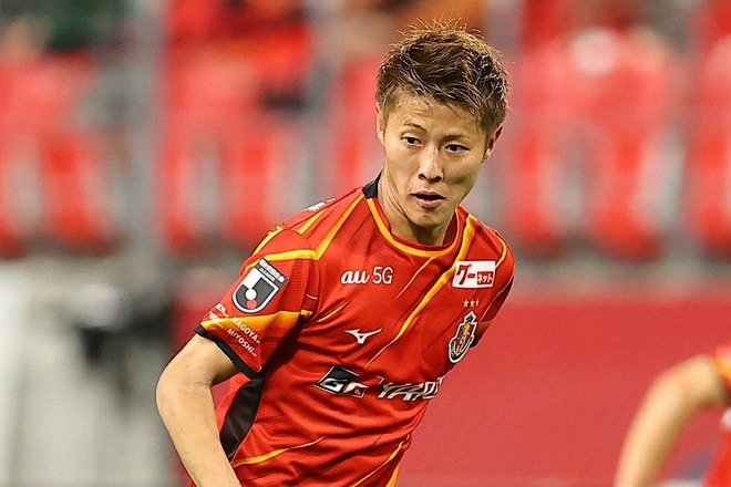 えぐいプレー 天才です 名古屋 柿谷曜一朗の創造性あふれる 超絶ループシュート に反響 サッカーダイジェストweb えぐいプレー 天才です 名古屋 柿谷曜一朗の創造性あふれる 超絶ループシュート に反響 サッカーダイジェストweb