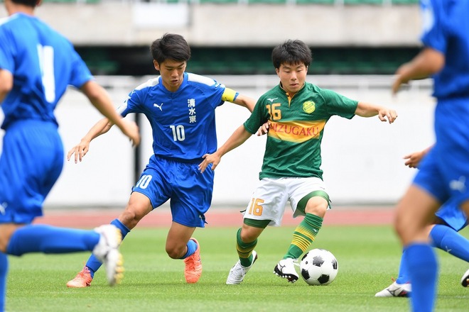 1バックでリスクを負った 静岡学園はいかにして苦境を跳ねのけたのか 清水東との壮絶戦 その舞台裏を紐解く 総体予選 サッカーダイジェストweb 1バックでリスクを負った 静岡学園はいかにして苦境を跳ねのけたのか 清水東との壮絶戦 その舞台裏を紐解く 総体予選 サッカーダイジェストweb