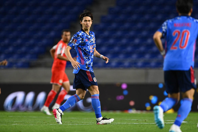 Photo ともに国際aマッチ初ゴール 橋本拳人 川辺駿を特集 サッカーダイジェストweb