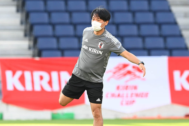 五輪代表photo 明日のホンジュラス戦に向けて 会場の ヨドコウ桜スタジアム にて笑顔で前日練習 サッカーダイジェストweb