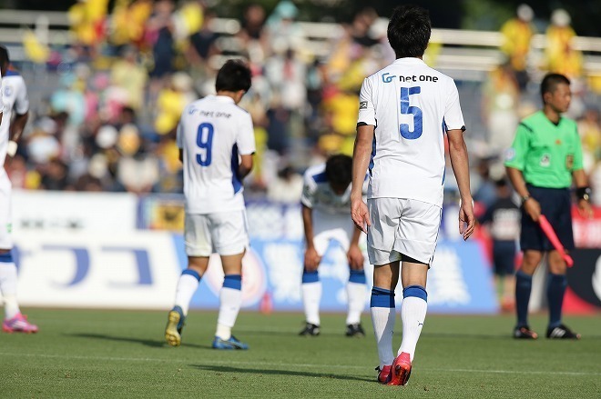 大分 成績不振で田坂監督を解任 決意の5年目に訪れた崩壊の理由とは サッカーダイジェストweb 大分 成績不振で田坂監督を解任 決意の5年目に訪れた崩壊の理由とは サッカーダイジェストweb