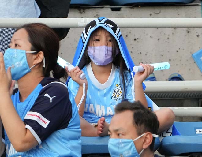 サポーターphoto 磐田 山形 磐田の怒涛の反撃を支えたジュビロサポーター サッカーダイジェストweb サポーターphoto 磐田 山形 磐田の怒涛の反撃を支えたジュビロサポーター サッカーダイジェストweb