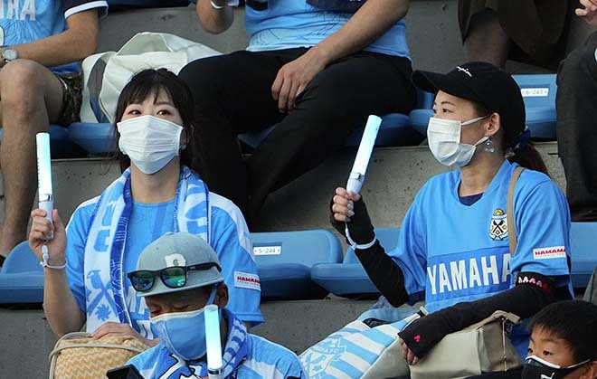 サポーターphoto 磐田 山形 磐田の怒涛の反撃を支えたジュビロサポーター サッカーダイジェストweb サポーターphoto 磐田 山形 磐田の怒涛の反撃を支えたジュビロサポーター サッカーダイジェストweb