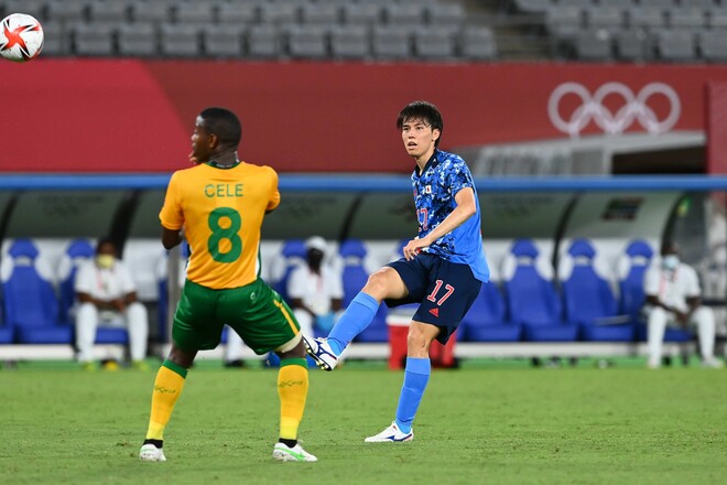 久保建英の決勝弾に至るメカニズムを解明 田中碧ほか 何人の選手が どのように絡んだか 識者コラム サッカーダイジェストweb 久保建英の決勝弾に至るメカニズムを解明 田中碧ほか 何人の選手が どのように絡んだか 識者コラム サッカーダイジェストweb