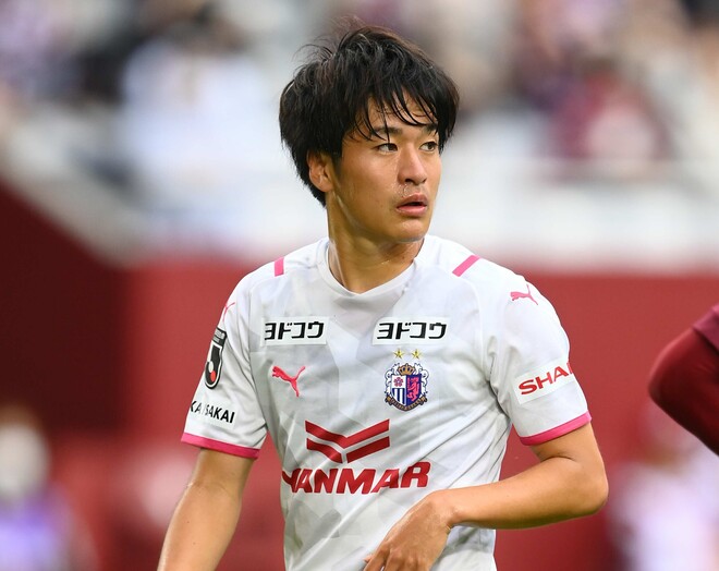 J1 鹿島がg大阪に1 0で勝利し 6位に浮上 鳥栖対c大阪は3 3の打ち合いに サッカーダイジェストweb J1 鹿島がg大阪に1 0で勝利し 6位に浮上 鳥栖対c大阪は3 3の打ち合いに サッカーダイジェストweb