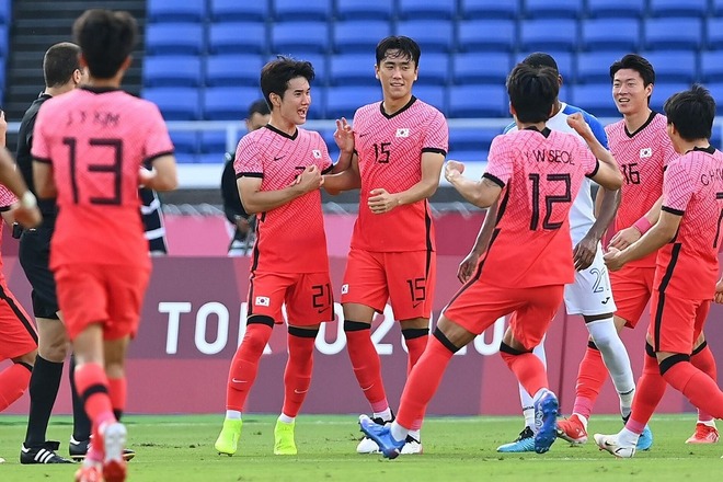 日本はスペインやブラジルほどに強い 韓国メディアは 日韓戦回避 をどう伝えた 自国の勝利は 完璧な作戦勝ち サッカーダイジェストweb 日本はスペインやブラジルほどに強い 韓国メディアは 日韓戦回避 をどう伝えた 自国の勝利は 完璧な作戦勝ち サッカーダイジェストweb