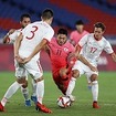 イエローカードの恐怖を乗り越えた遠藤と田中 スペイン戦では思い切り暴れてくれ 東京五輪 編集長コラム サッカーダイジェストweb イエローカードの恐怖を乗り越えた遠藤と田中 スペイン戦では思い切り暴れてくれ 東京五輪 編集長コラム サッカーダイジェストweb