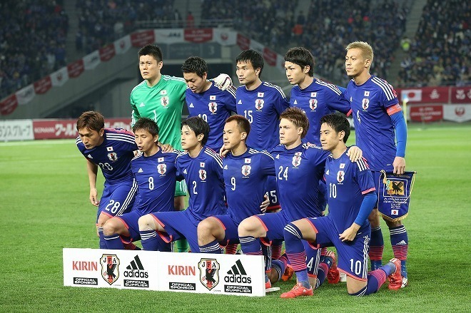 86年組の意地 本田 長友 岡崎らはいかにして日本代表の中核を成していったのか サッカーダイジェストweb 86年組の意地 本田 長友 岡崎らはいかにして日本代表の中核を成していったのか サッカーダイジェストweb