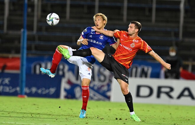 J1採点 寸評 横浜2 0名古屋 マリノスは10番 24番 41番らを高く評価 名古屋のポーランド代表fwは悪くないjデビュー戦に サッカー ダイジェストweb J1採点 寸評 横浜2 0名古屋 マリノスは10番 24番 41番らを高く評価 名古屋のポーランド代表fwは悪くないjデビュー戦に サッカー ダイジェストweb