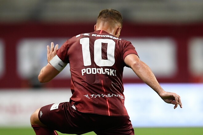神戸がビッグネーム3人の背番号を発表 ポドルスキ以来の10番を背負うのは サッカーダイジェストweb 神戸がビッグネーム3人の背番号を発表 ポドルスキ以来の10番を背負うのは サッカーダイジェストweb